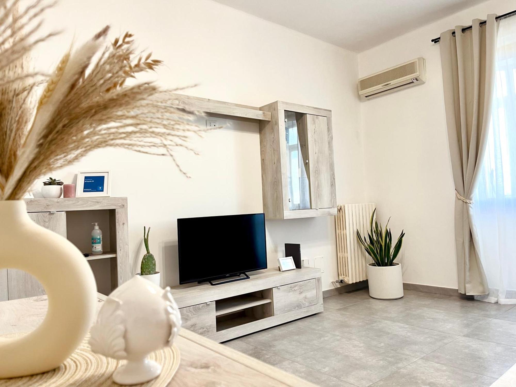 All'Apulia N'23 - Apartment With Parking Lecce Exterior foto