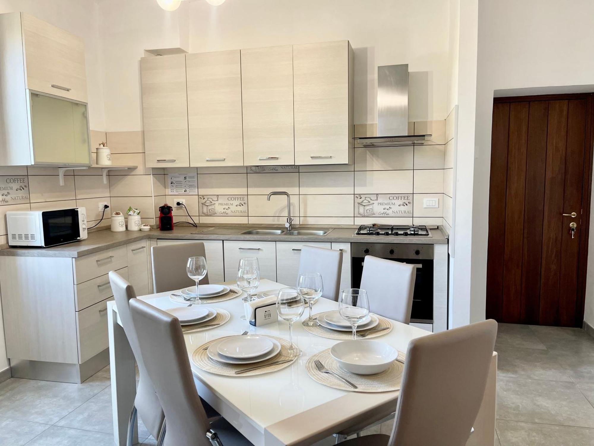 All'Apulia N'23 - Apartment With Parking Lecce Exterior foto