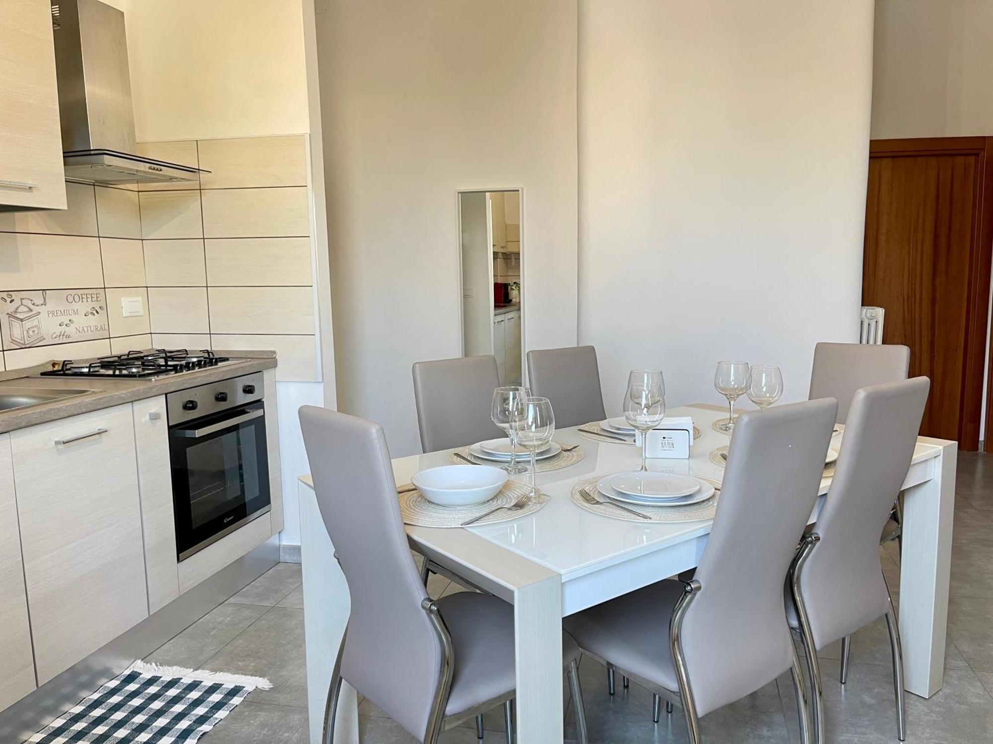 All'Apulia N'23 - Apartment With Parking Lecce Exterior foto
